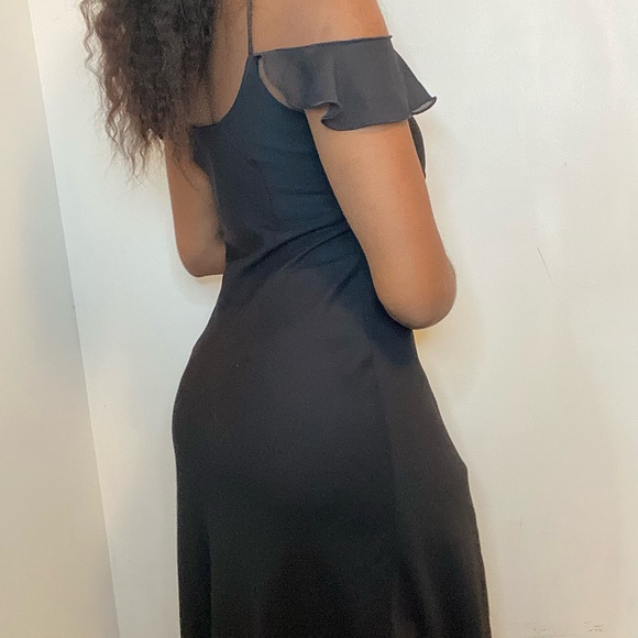 Flowy midi dress - Picture 2 of 4